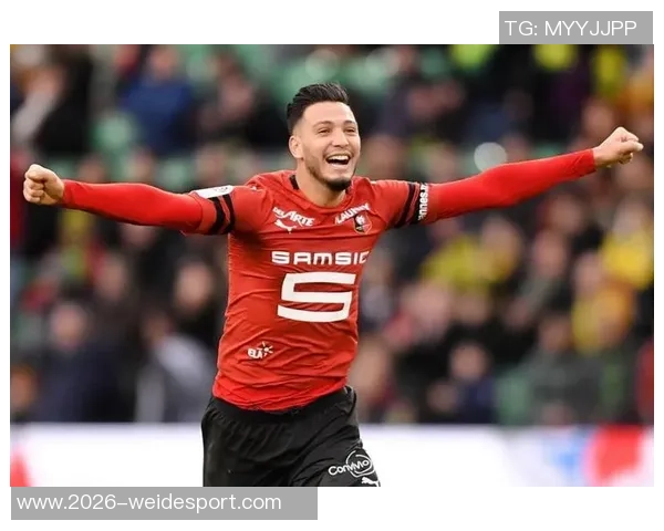 本塞拜尼荣膺阿尔及利亚年度最佳球员称号引发广泛关注 本塞拜尼荣膺阿尔及利亚年度最佳球员称号引发广泛关注