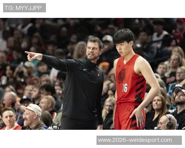 斯普利特强调训练中卡位重要性并呼吁进攻节奏加快 斯普利特强调训练中卡位重要性并呼吁进攻节奏加快